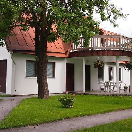 Maenni Guesthouse Haapsalu Oda fotoğraf
