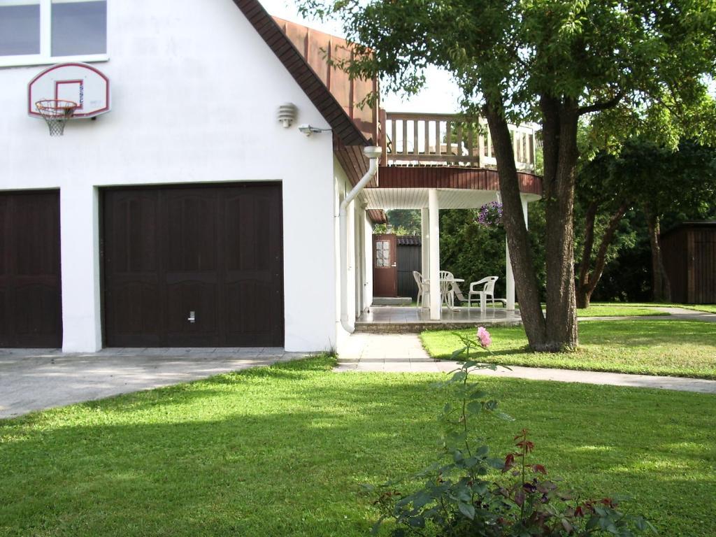 Maenni Guesthouse Haapsalu Oda fotoğraf