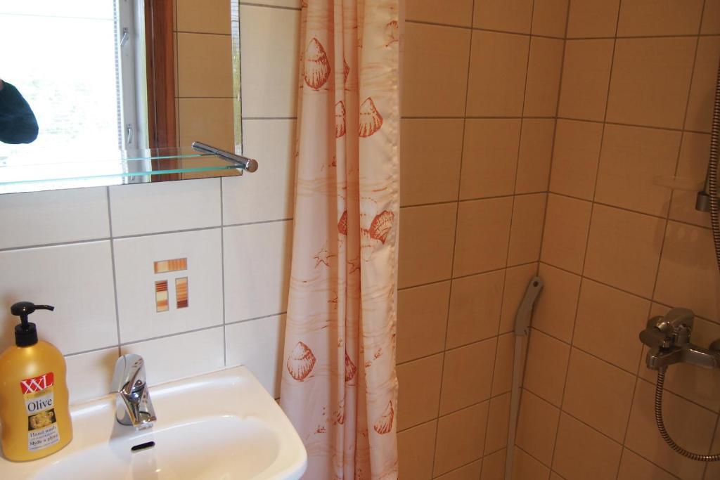 Maenni Guesthouse Haapsalu Oda fotoğraf